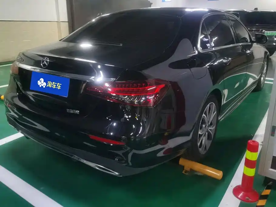 Mercedes-Benz E-Class — миниатюра 3