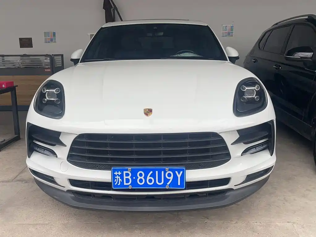 Porsche Macan — миниатюра 3
