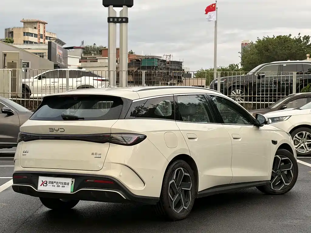 BYD Seal 06 DM-i Touring — миниатюра 2