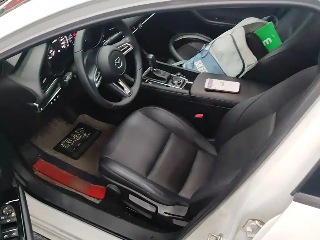 Mazda 3 Axela — миниатюра 15