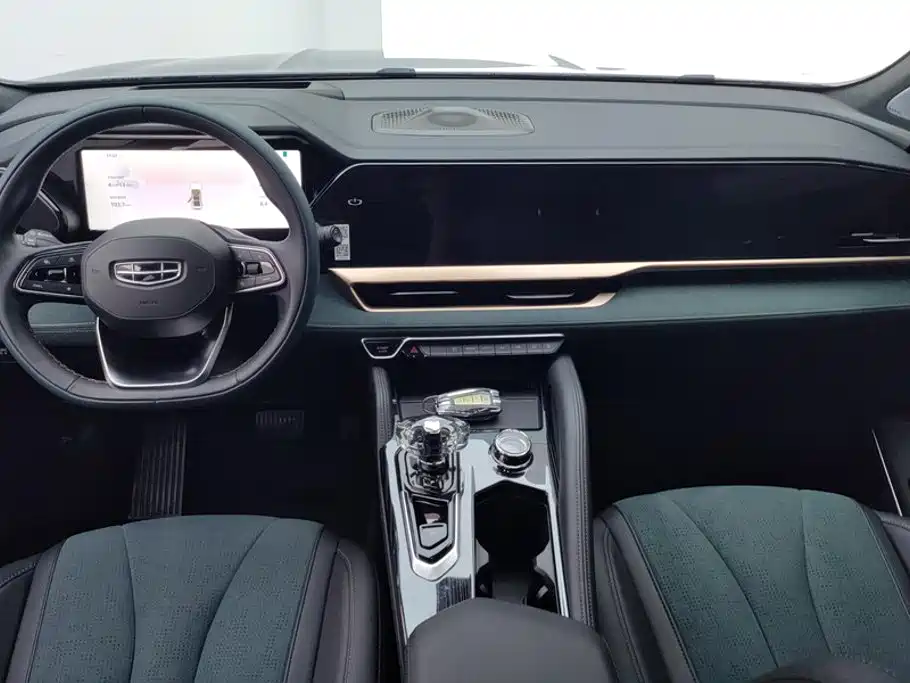 Geely Xingyue L — миниатюра 12