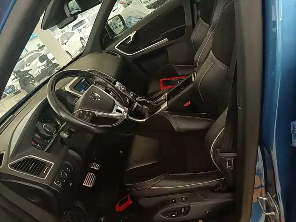 Volvo XC60 — миниатюра 15