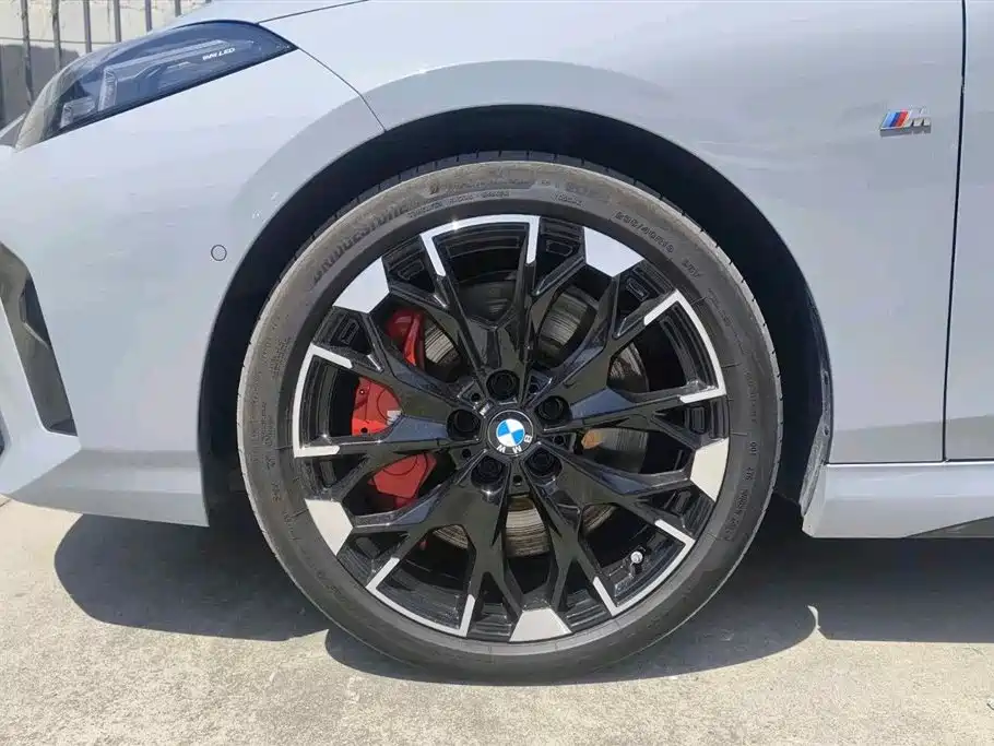 BMW M235L 2025 M235L