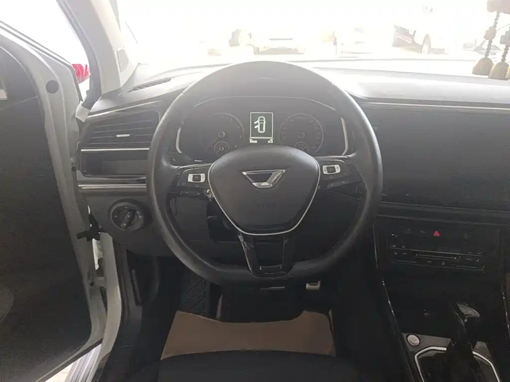 Jetta VS7 — миниатюра 11