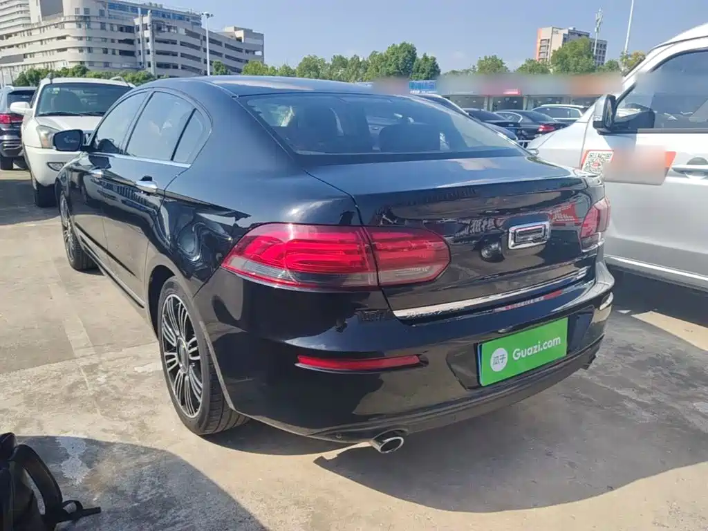 Qoros Qoros 3 — миниатюра 5