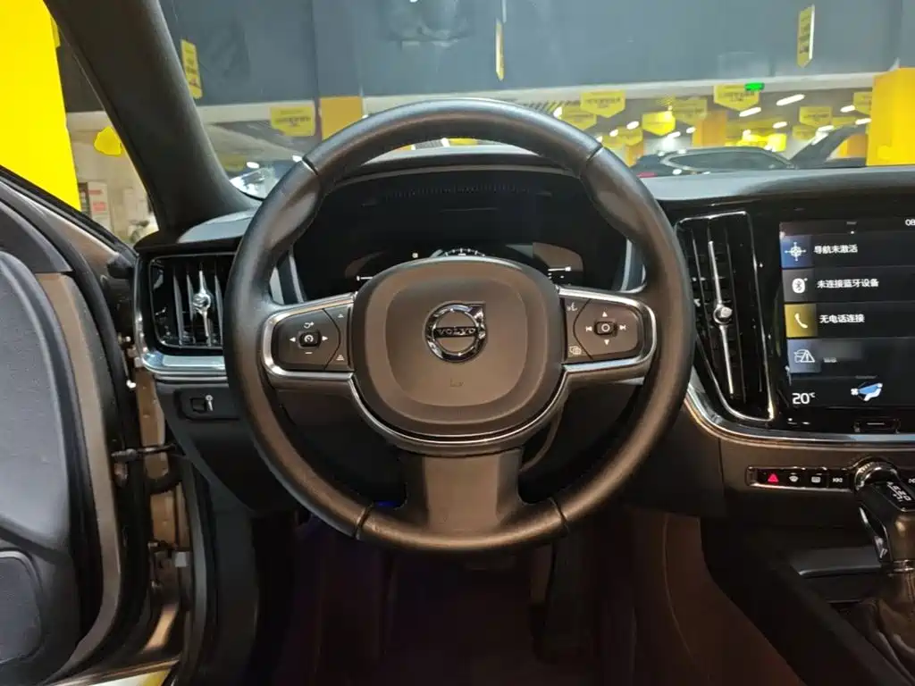 Volvo S60 — миниатюра 11