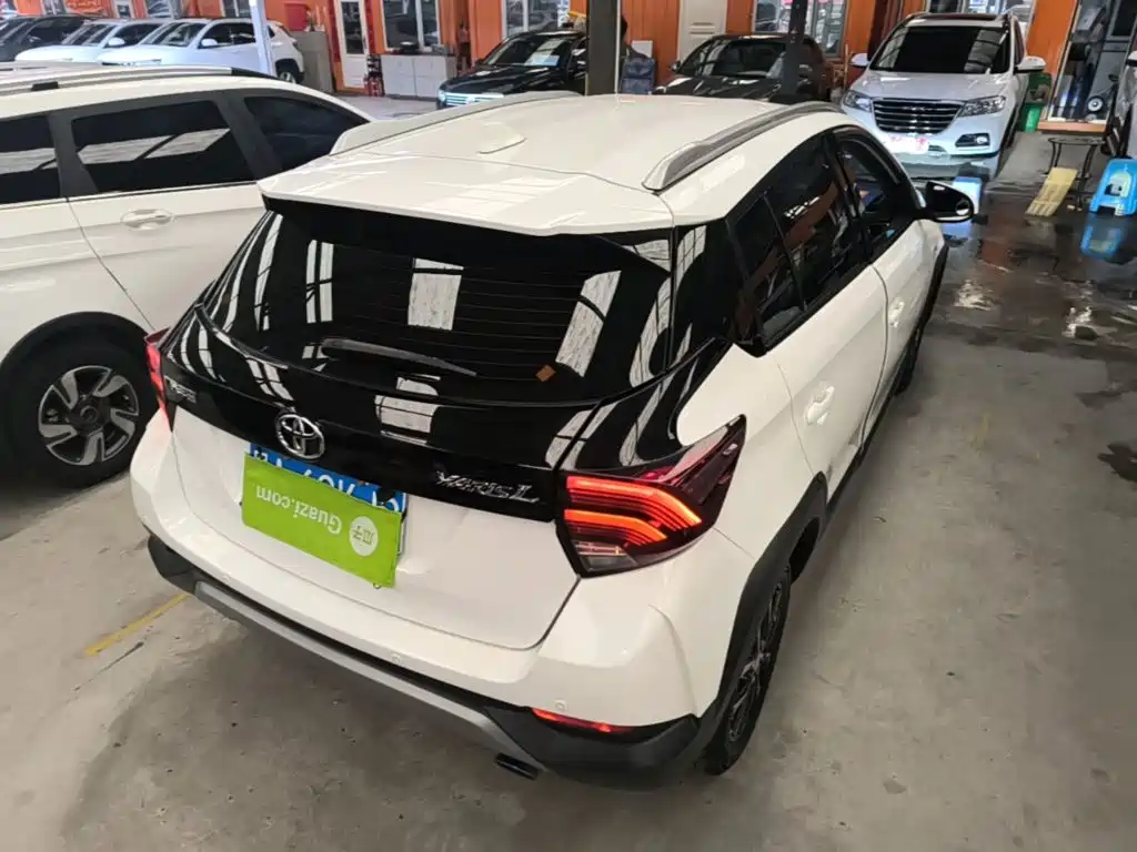 Toyota Yaris L — миниатюра 7