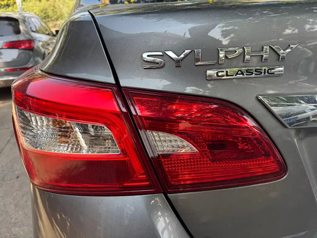 Nissan Sylphy — миниатюра 6