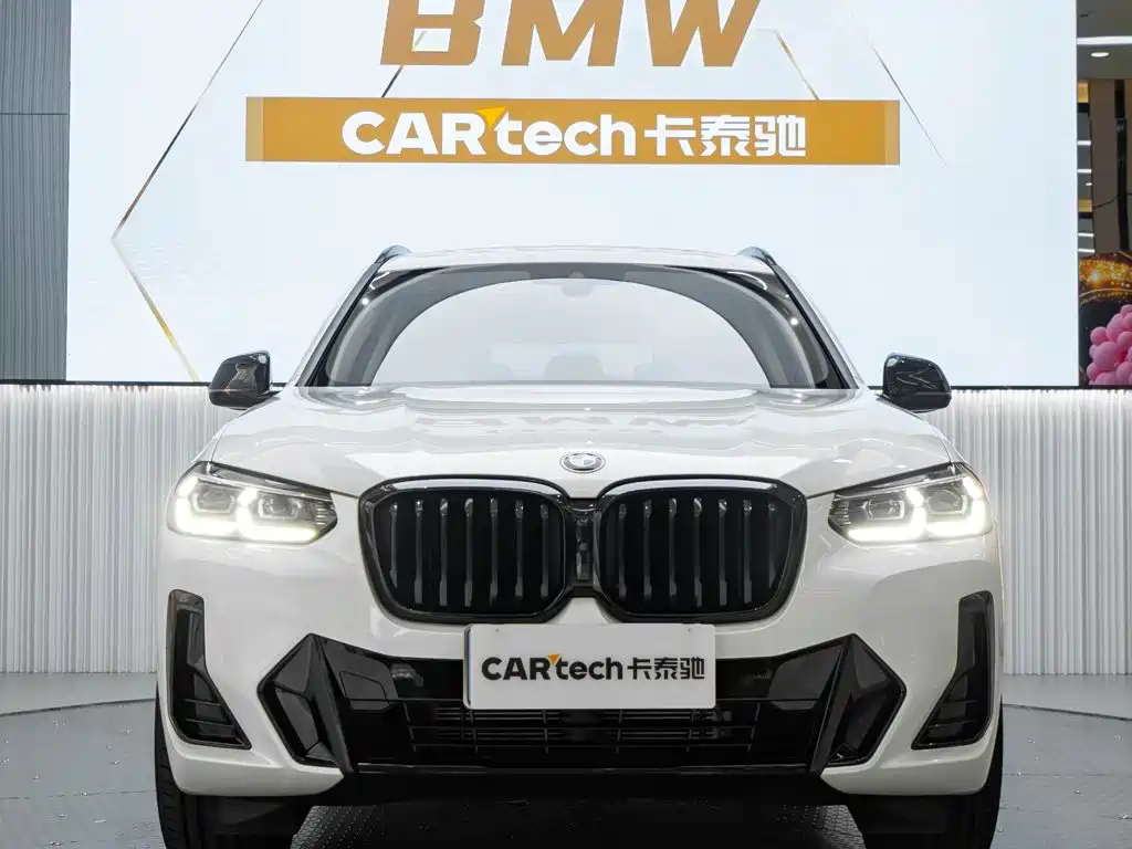 宝马X3 2023款 改款 xDrive30i 领先型 M曜夜套装 2025