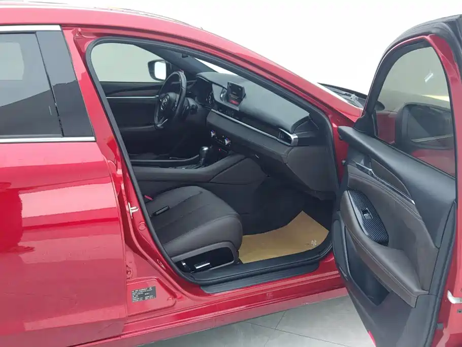 Mazda Atenza — миниатюра 8