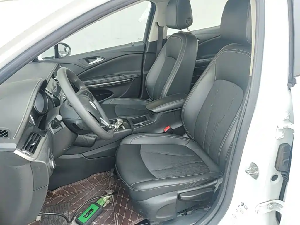 Buick Verano — миниатюра 15