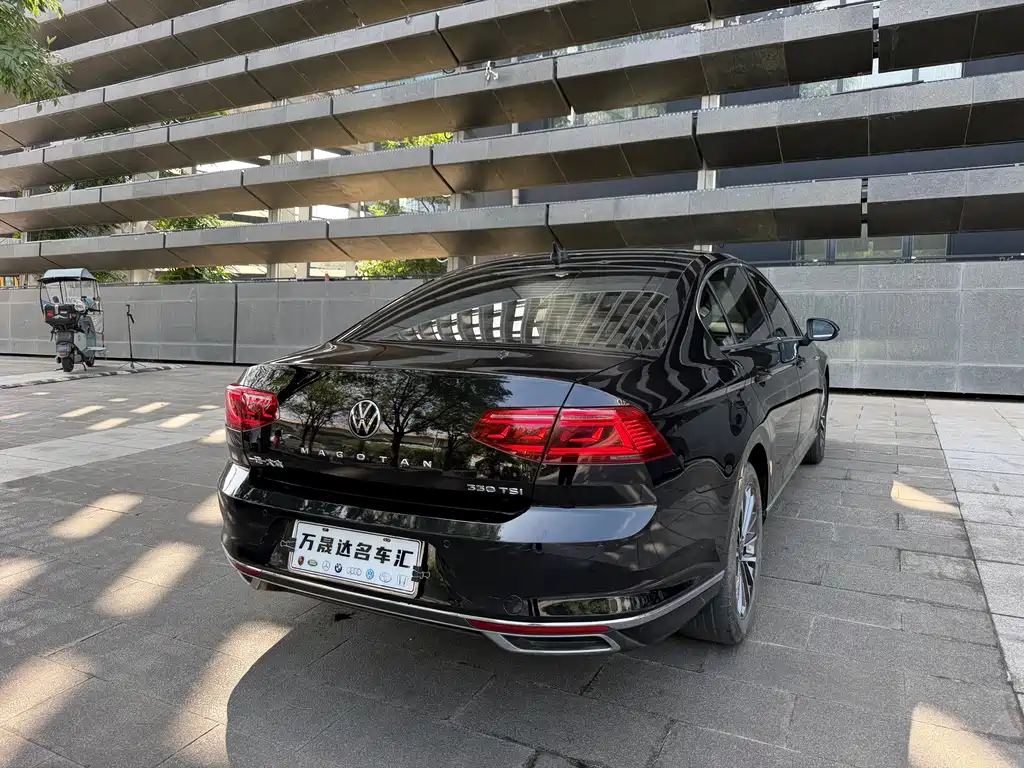 Volkswagen Magotan — миниатюра 4