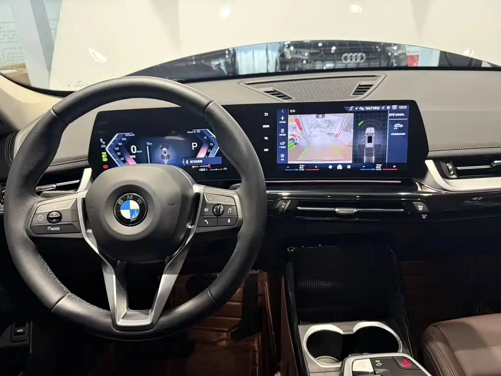 BMW X1 — миниатюра 14