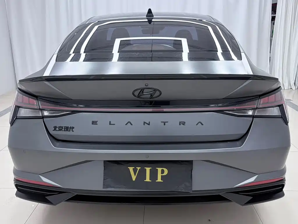 Hyundai Elantra — миниатюра 5