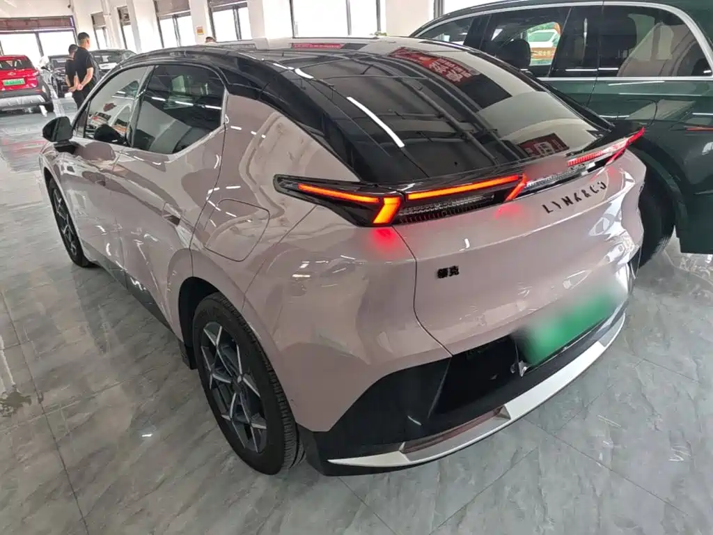 Lynk & Co Z20 — миниатюра 5