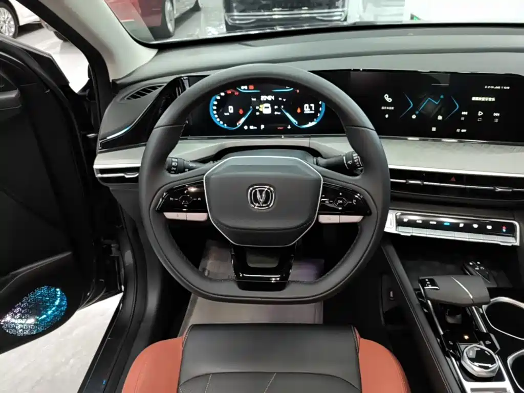 Changan Eado — миниатюра 10