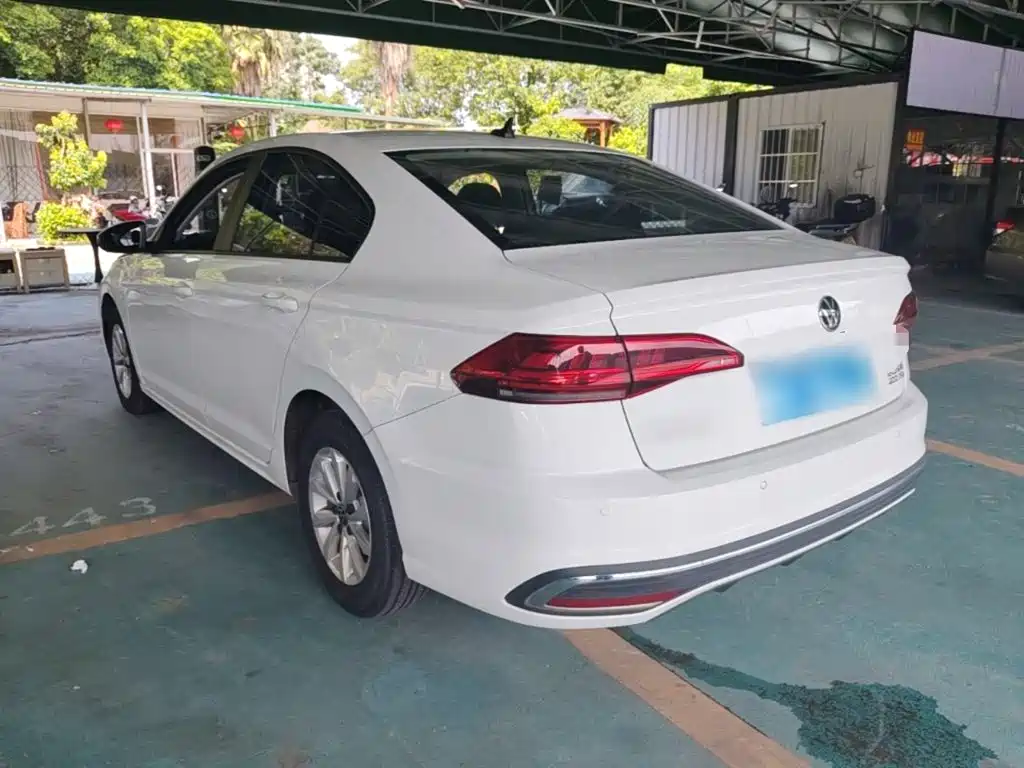 Volkswagen Bora — миниатюра 5