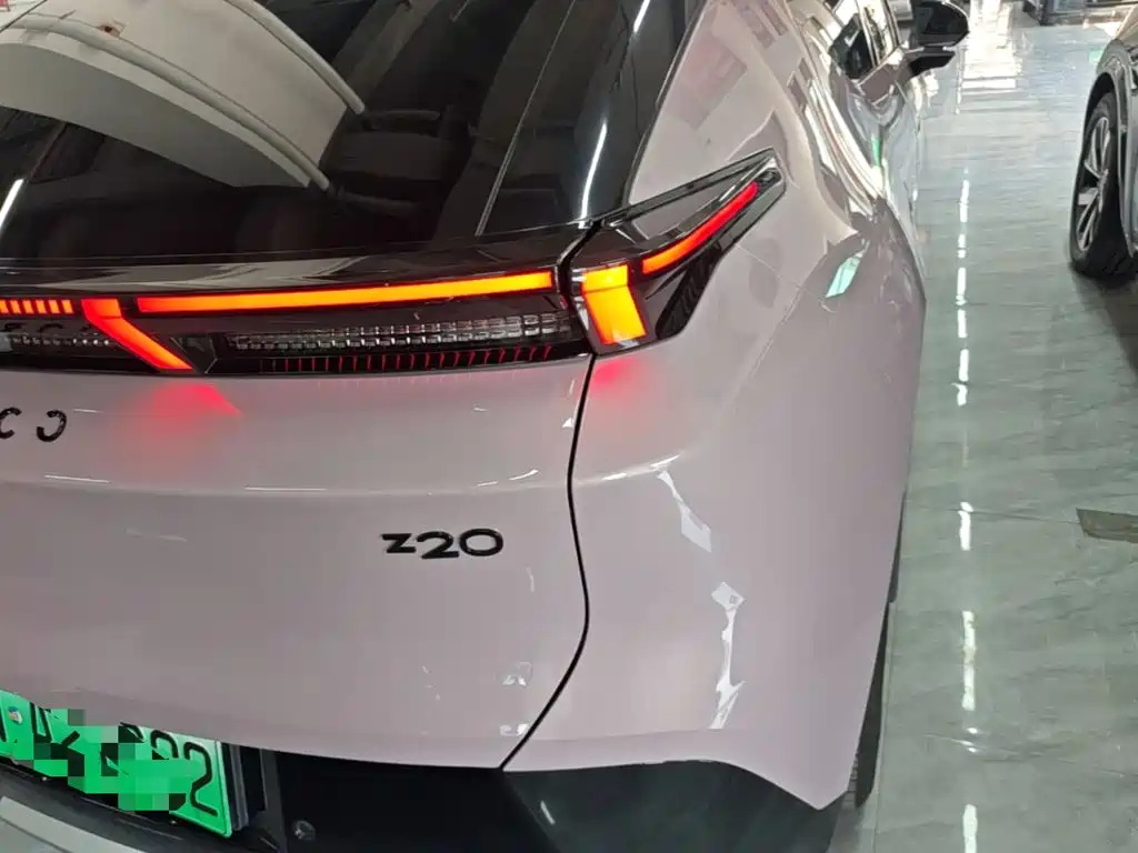 Lynk & Co Z20 — миниатюра 8
