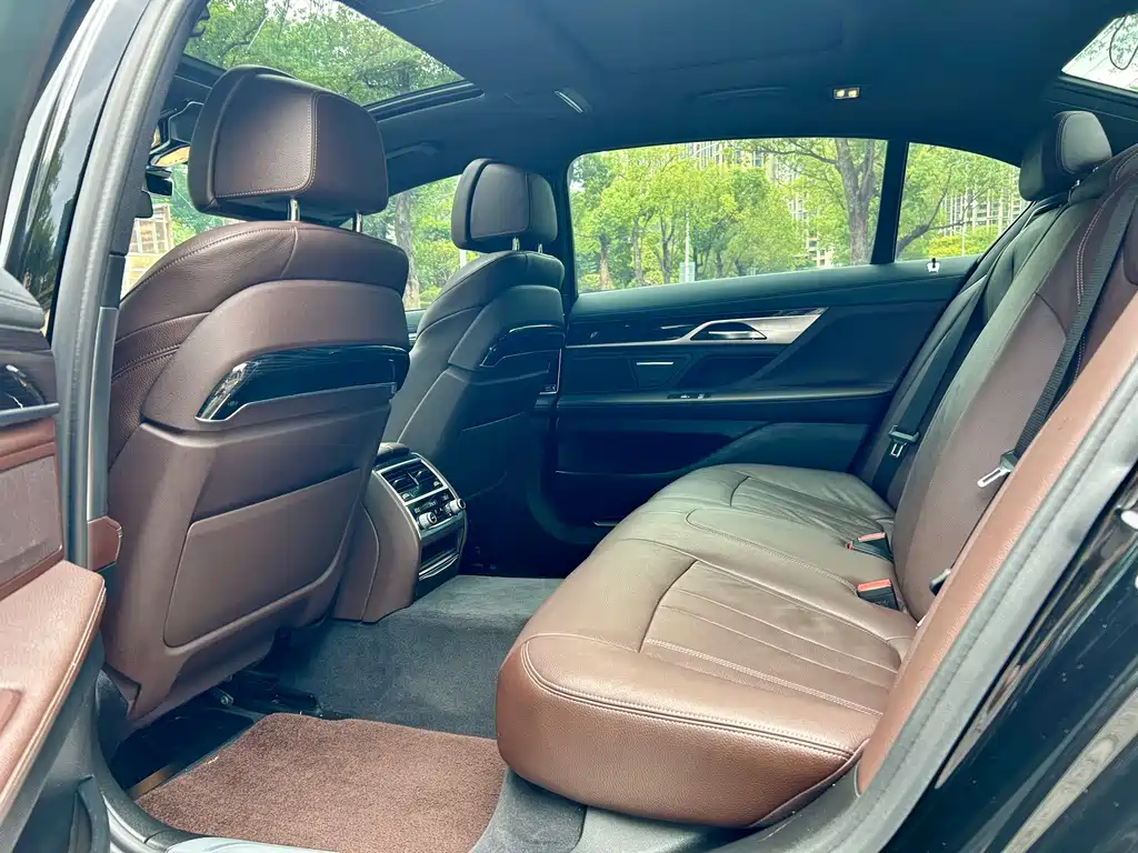 BMW 7 Series 7 2018 730Li Lead M Sport