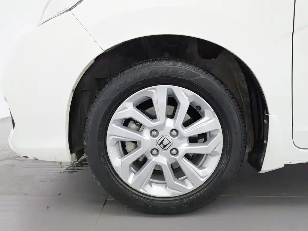 Honda Fit — миниатюра 17