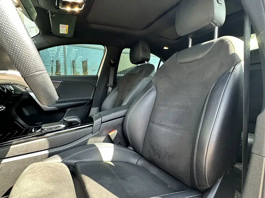 Mercedes-Benz A-Class — миниатюра 18