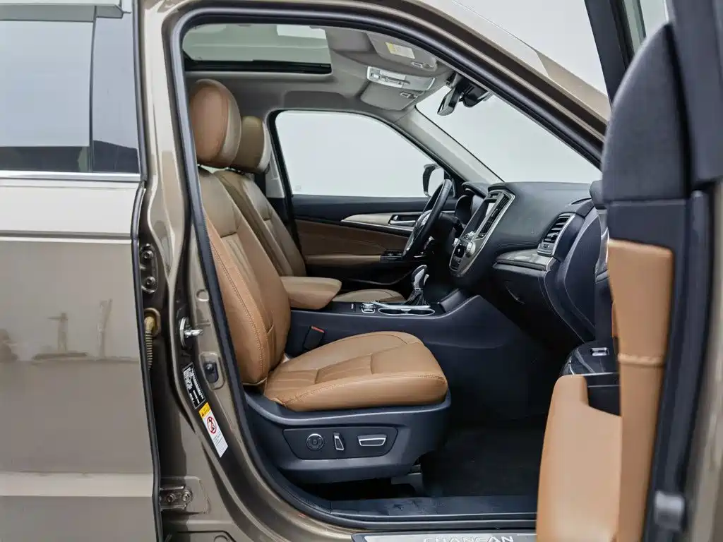 Changan CS95 — миниатюра 23