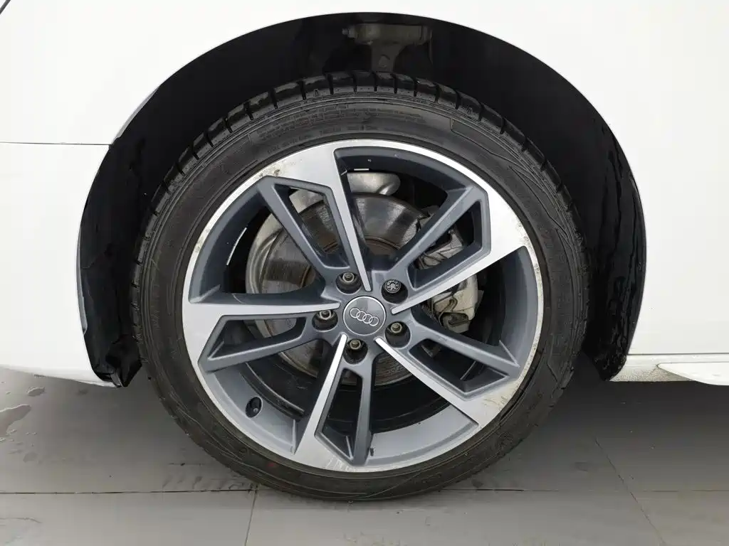 Audi A4L — миниатюра 17