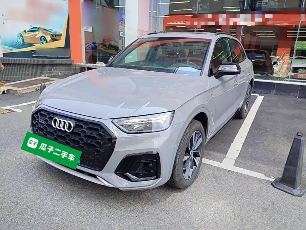 Audi Q5L — миниатюра 2