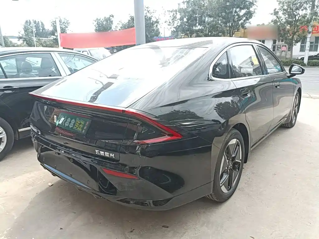 Wuling Xingguang — миниатюра 7