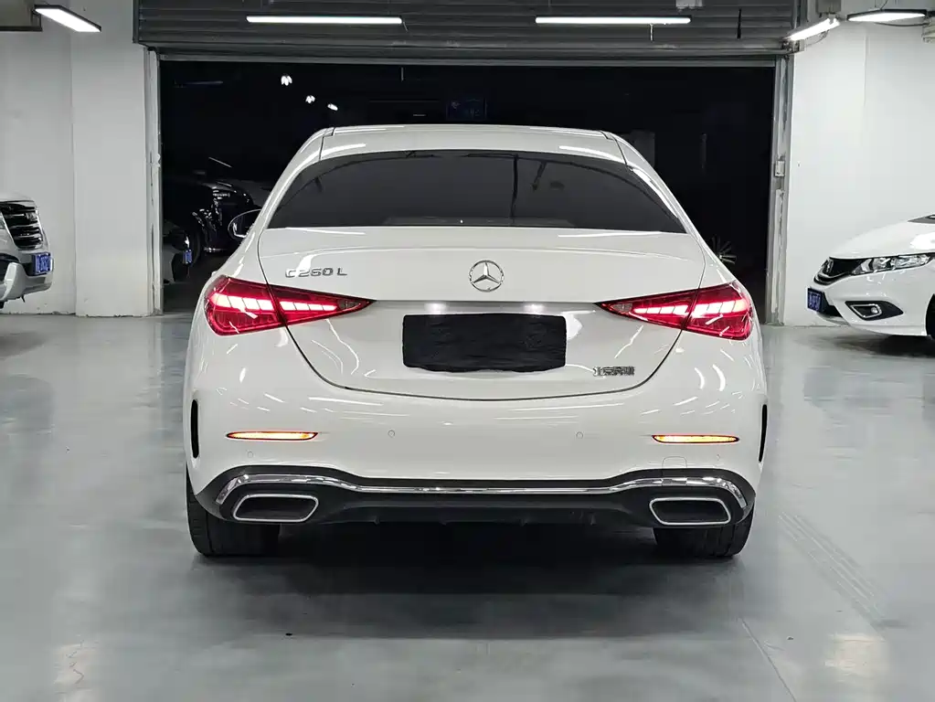 Mercedes-Benz C-Class — миниатюра 5