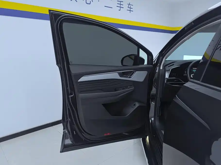 Volkswagen Talagon — миниатюра 7