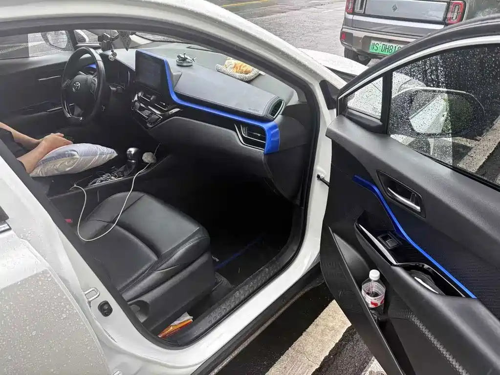 Toyota C-HR — миниатюра 7