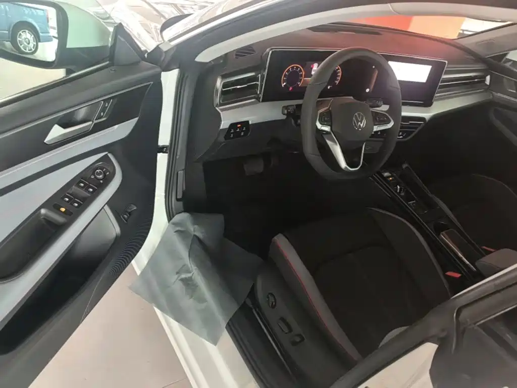 Volkswagen Lamando — миниатюра 16