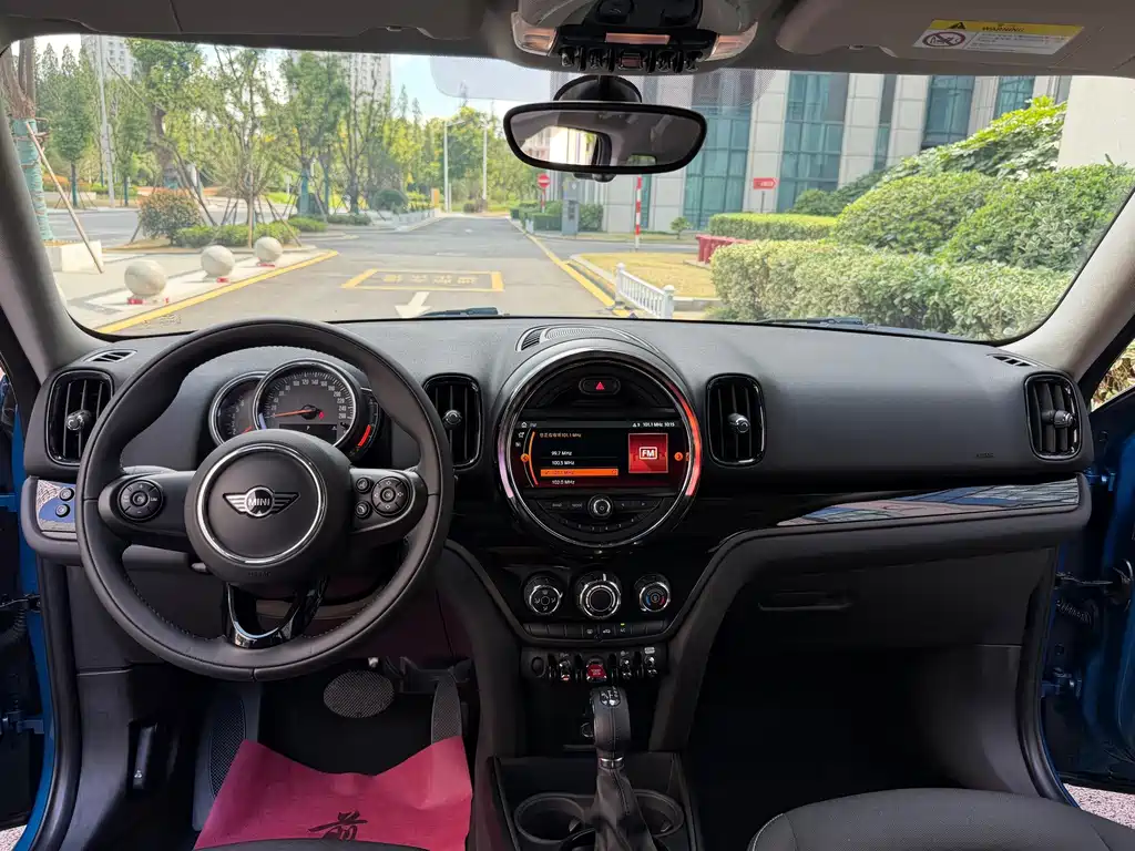 MINI Mini Countryman — миниатюра 9