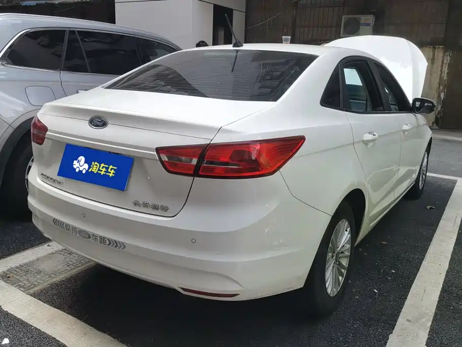 Ford Escort — миниатюра 3