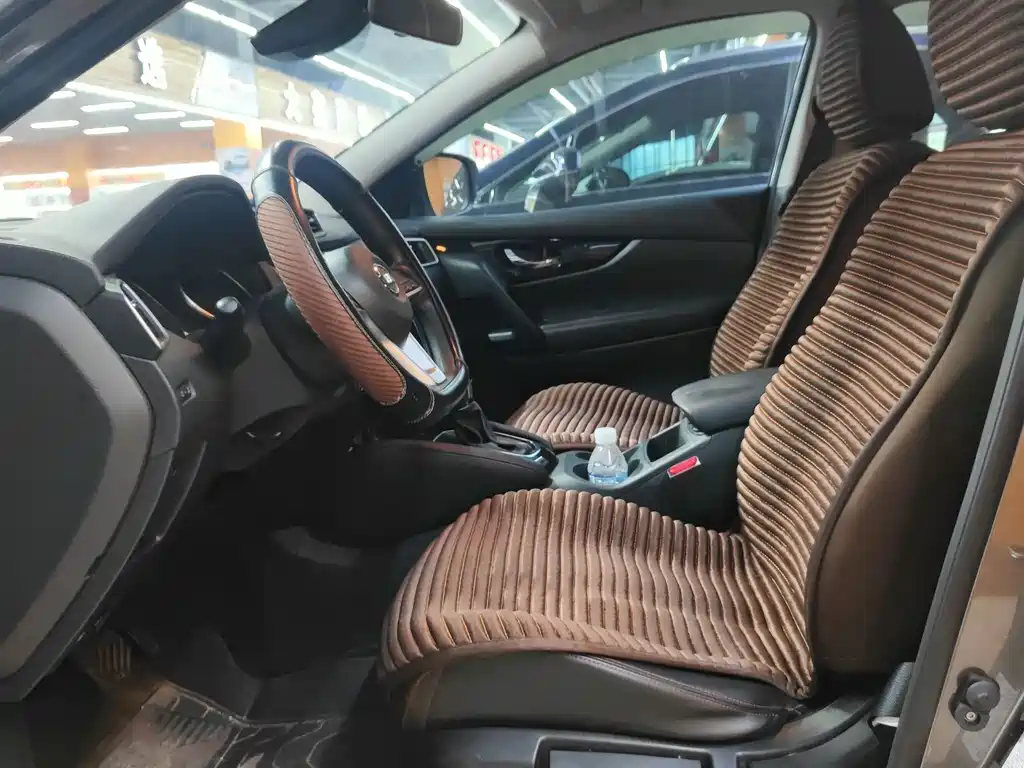 Nissan Qashqai — миниатюра 6