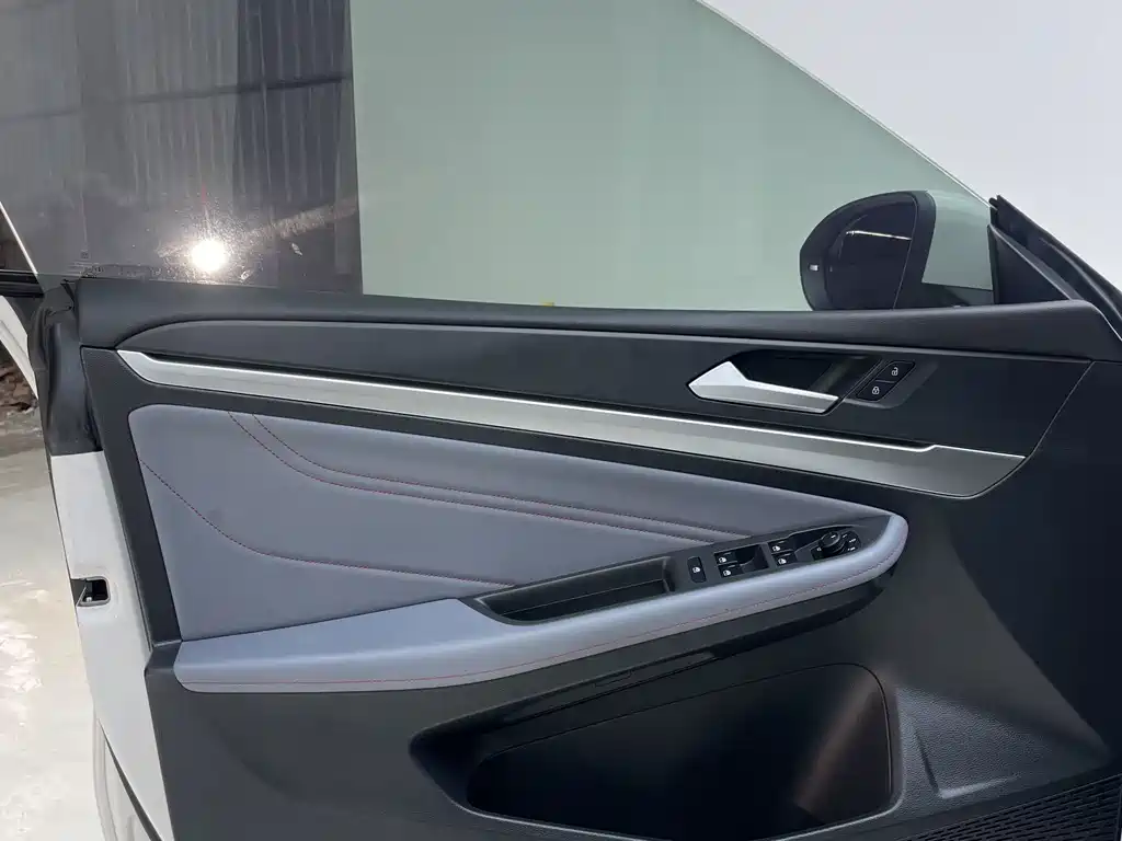 Volkswagen Lamando — миниатюра 12