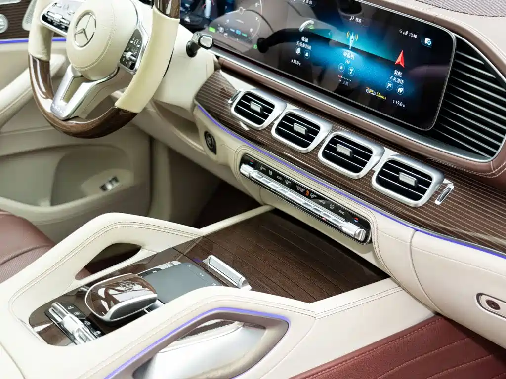 Mercedes-Benz GLS — миниатюра 18
