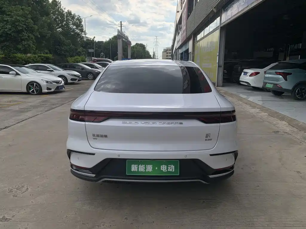 BYD Han — миниатюра 6
