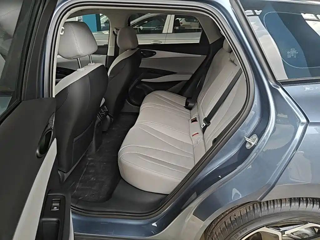 BYD Seals 06 DM-i версия для путешествий — миниатюра 17