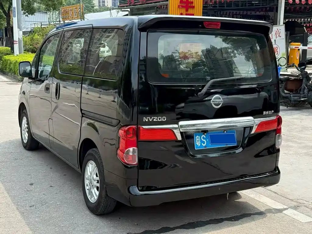 Nissan NV200 — миниатюра 2