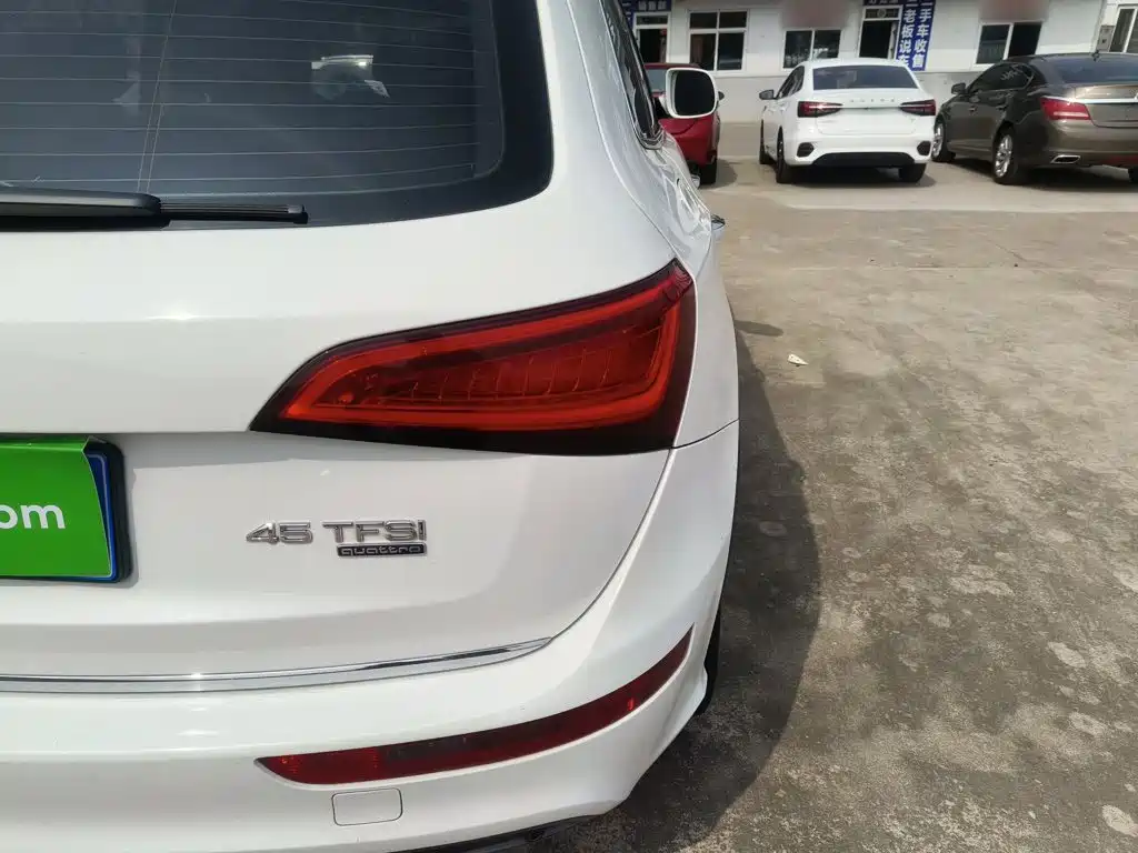 Audi Q5 (Import) — миниатюра 24