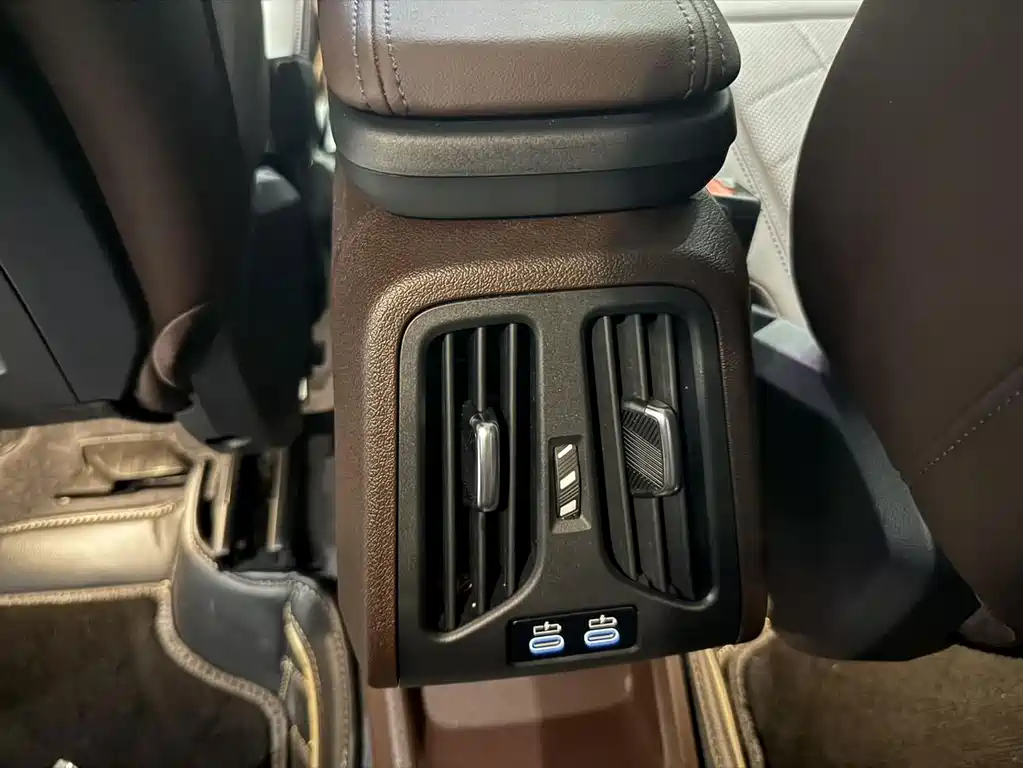 BMW X1 — миниатюра 18