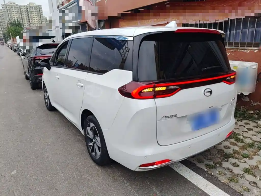 GAC Motor Trumpchi M6 — миниатюра 5