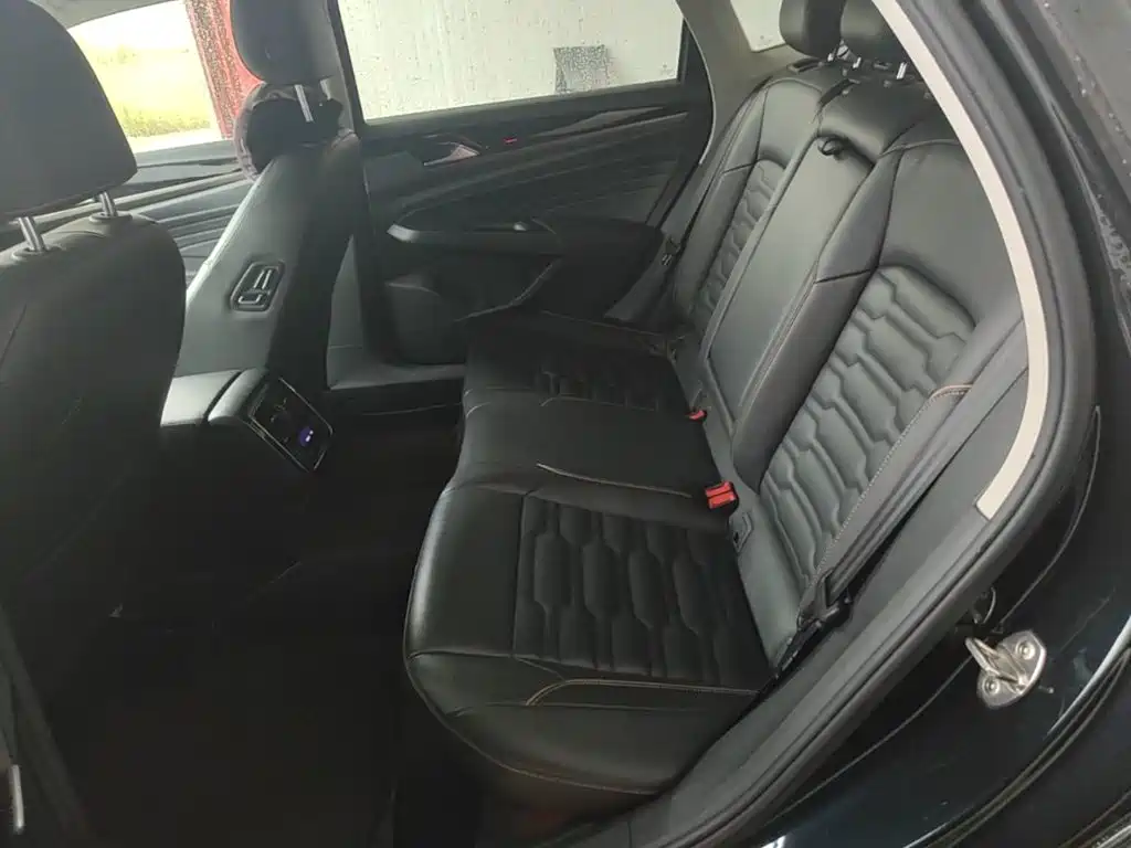 Volkswagen Passat — миниатюра 17