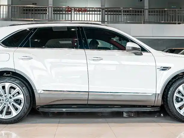Bentley Bentayga 4.0T V8, фото 4