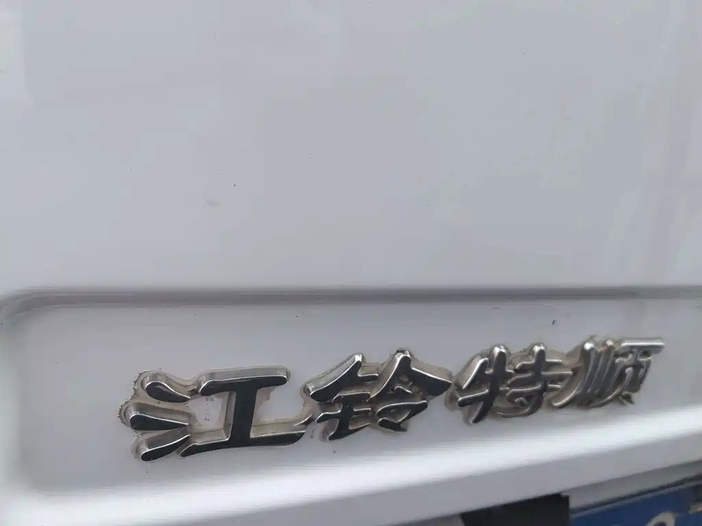 JMC Tesla — миниатюра 6