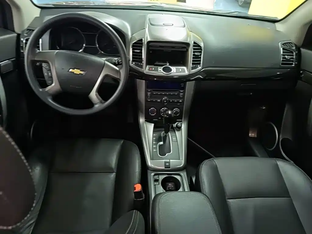 Chevrolet Captiva — миниатюра 10