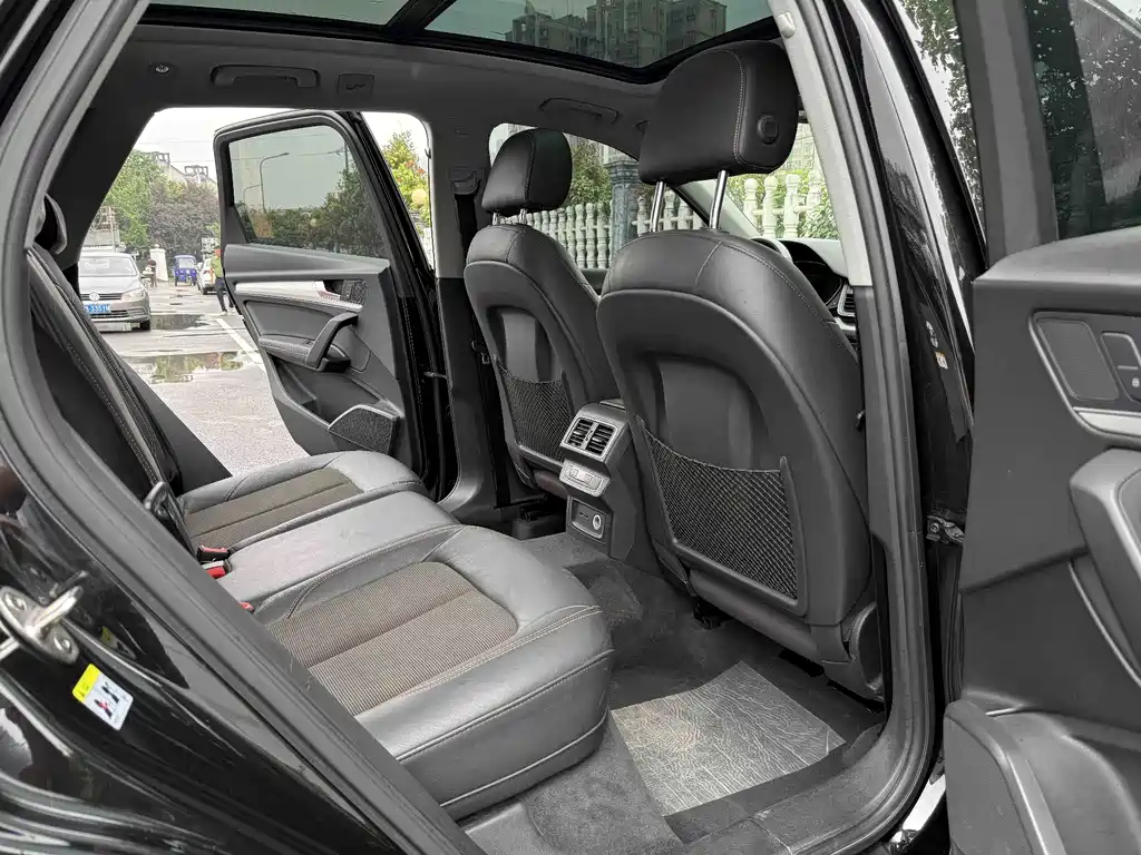 Audi Q5L — миниатюра 6