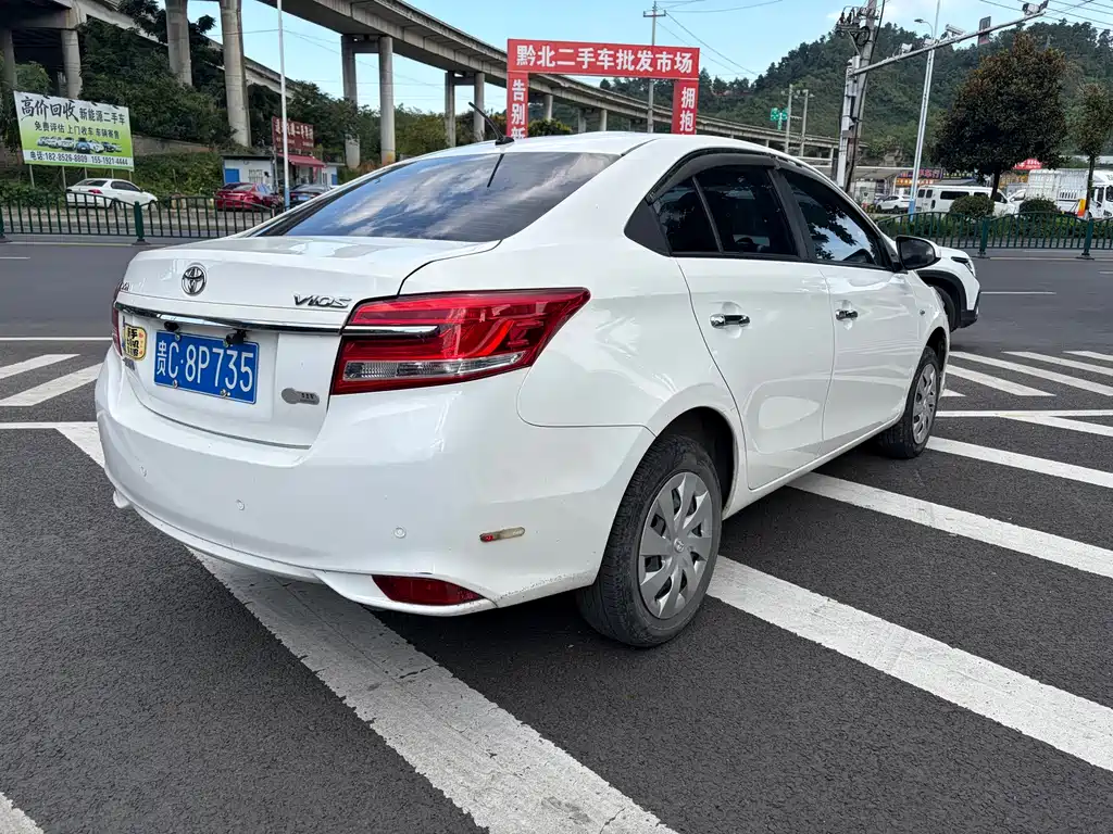 Toyota Vios — миниатюра 7